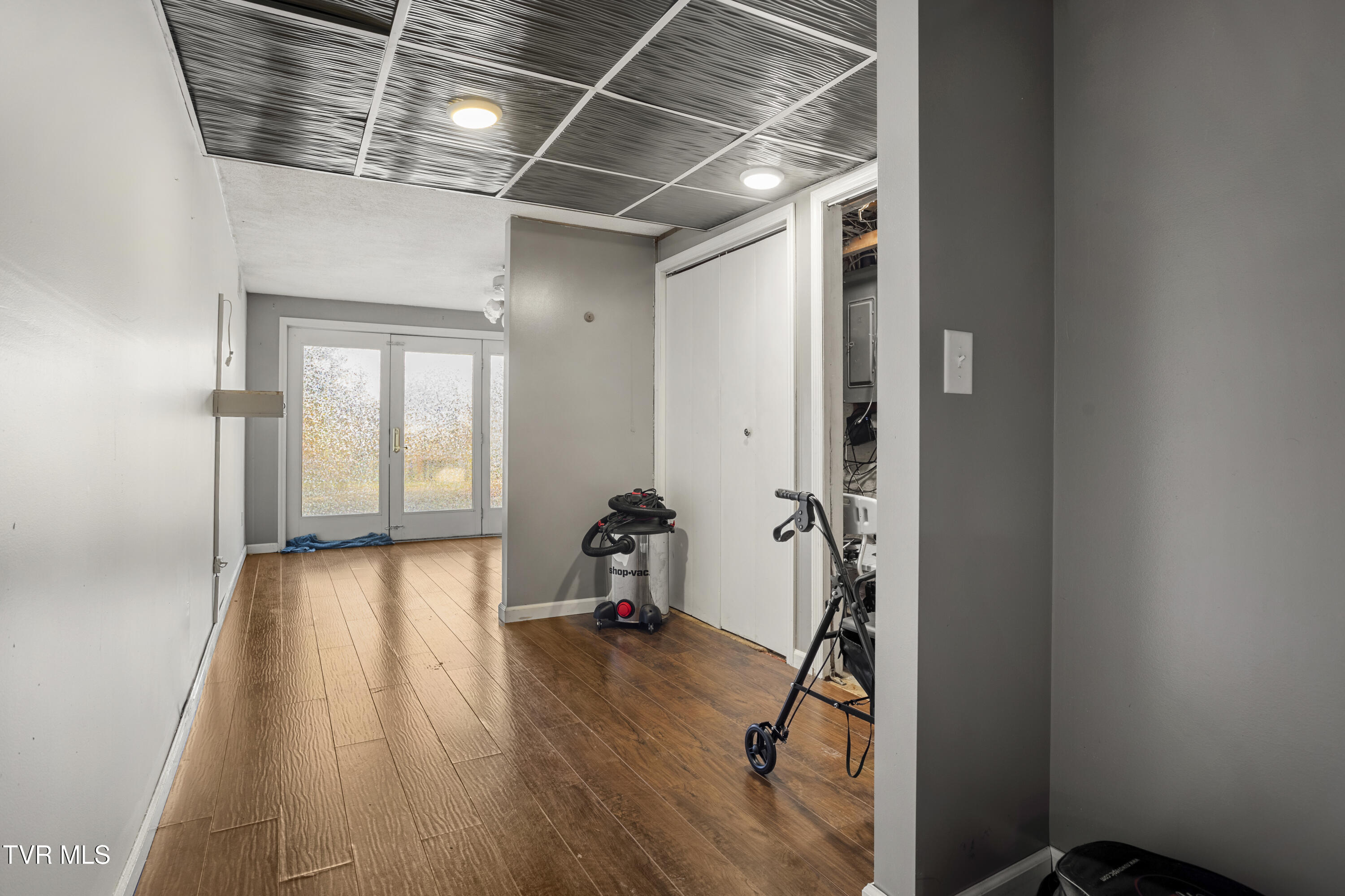 104 Ridgemont Street Bristol, TN 37620 - Photo 25 of 60 177A3880-HDR