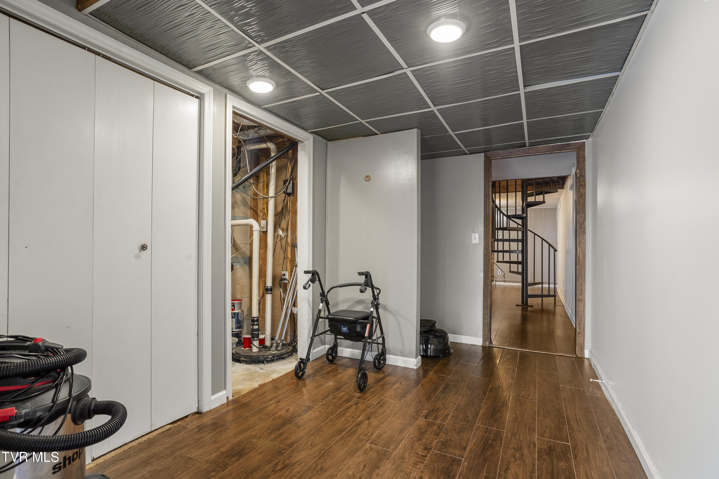104 Ridgemont Street Bristol, TN 37620 - Photo 26 of 60 177A3876-HDR