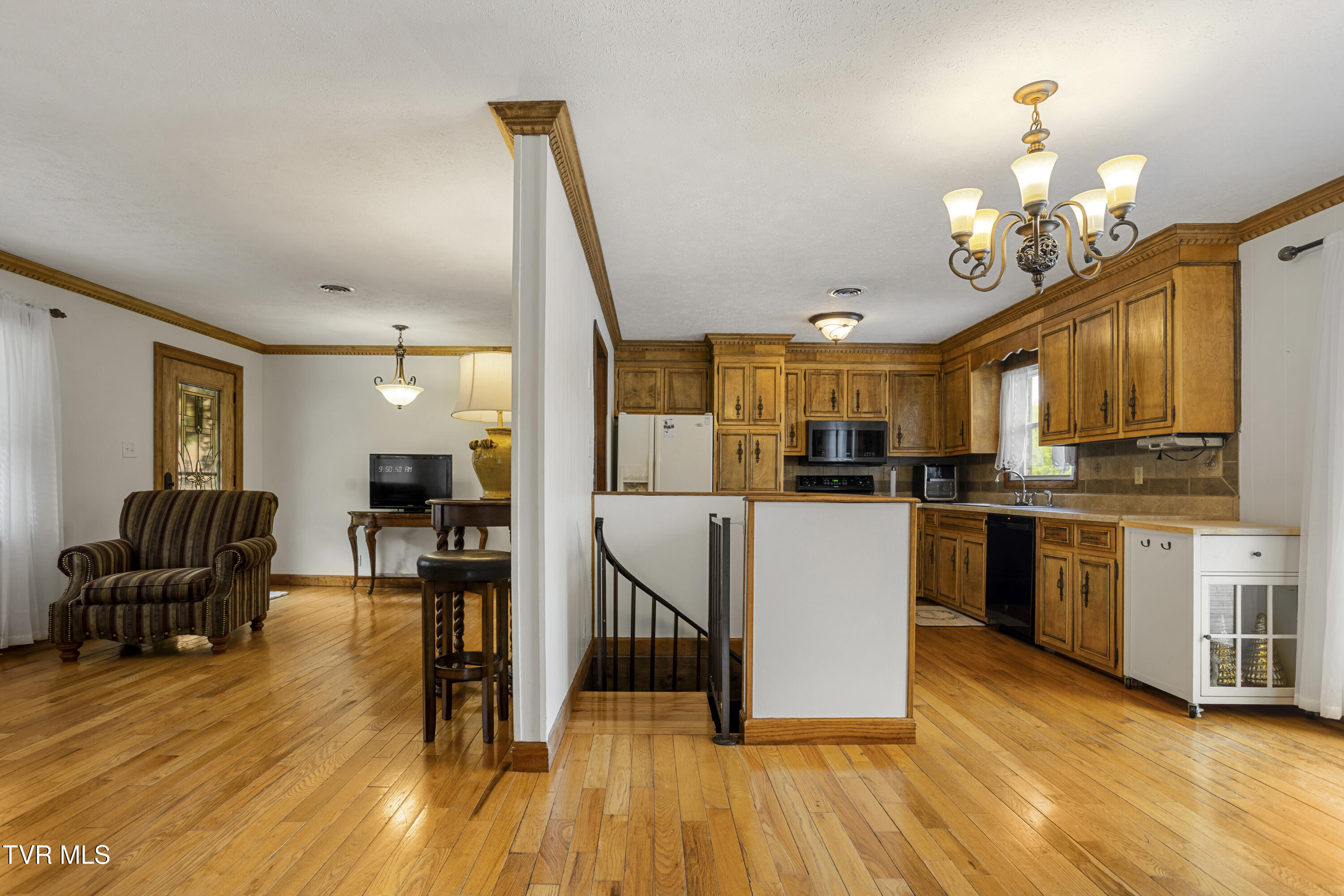 104 Ridgemont Street Bristol, TN 37620 - Photo 31 of 60 177A3852-HDR
