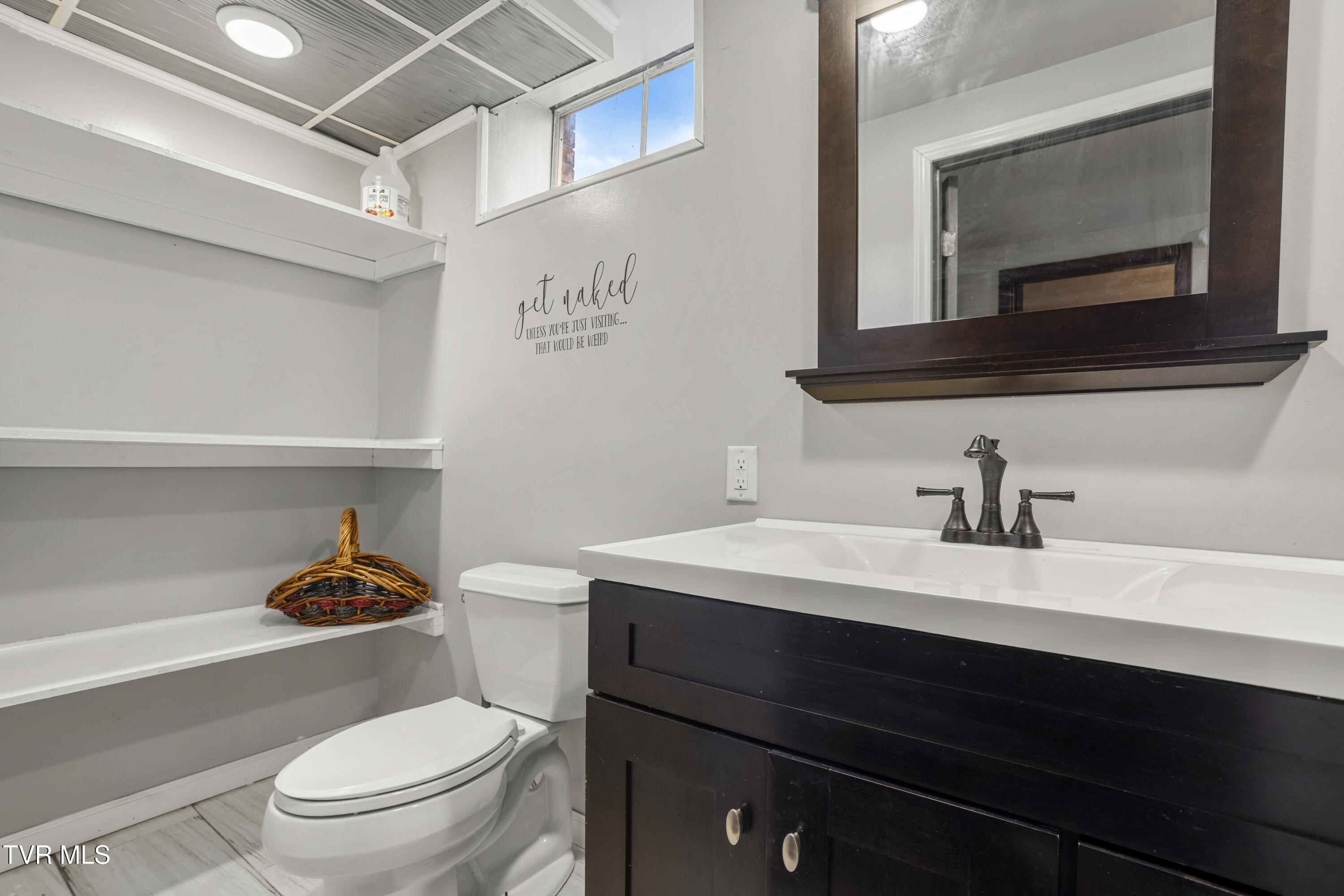 104 Ridgemont Street Bristol, TN 37620 - Photo 33 of 60 177A3888-HDR