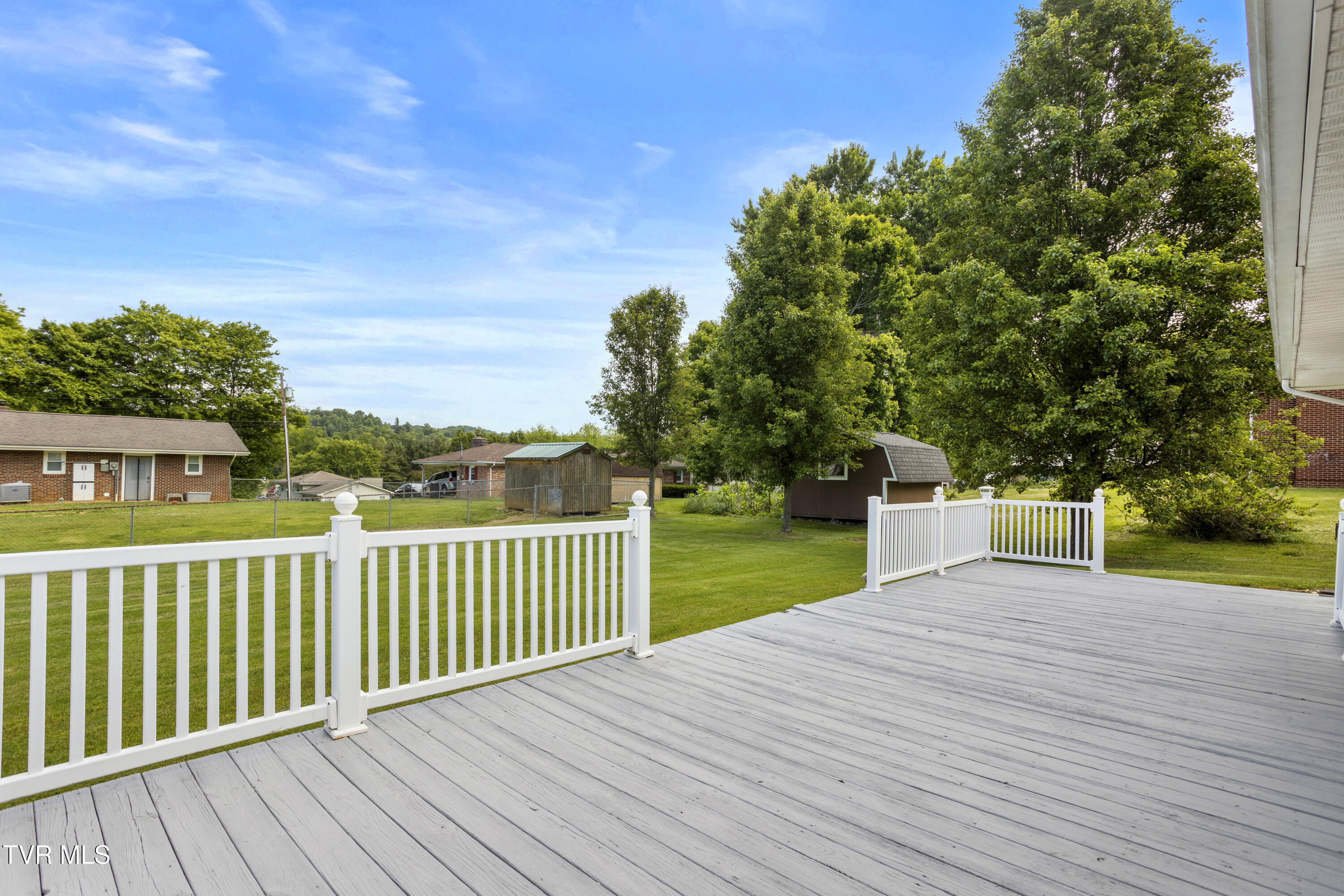 104 Ridgemont Street Bristol, TN 37620 - Photo 57 of 60 177A3744-HDR