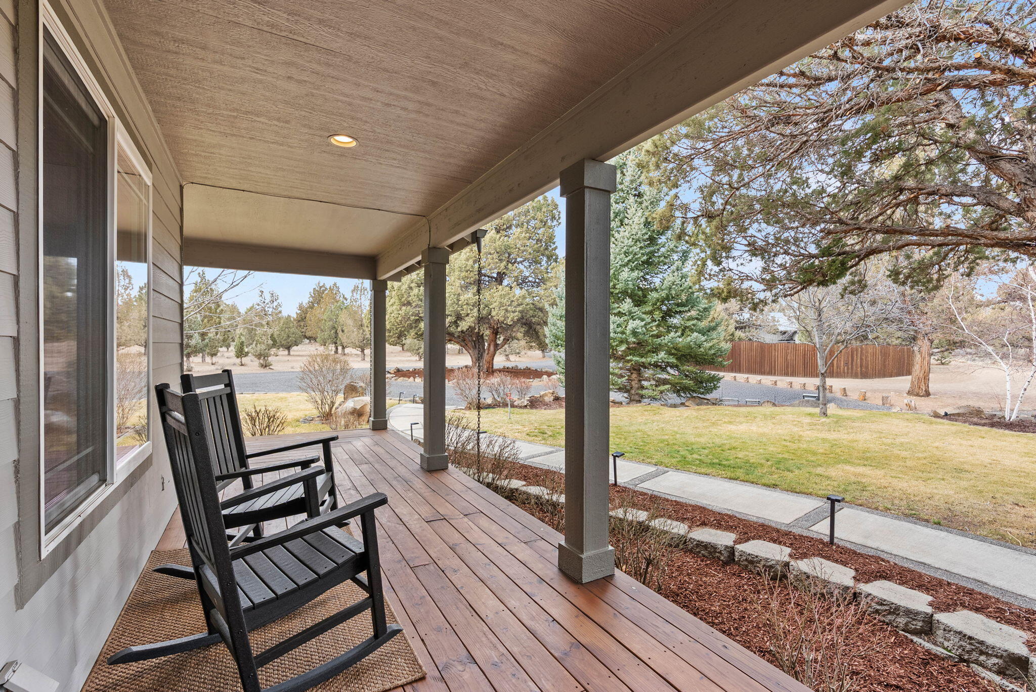 60780 Ward Road Bend, OR 97702 - Photo 7 of 80 37-web-or-mls-Riley Visuals-37