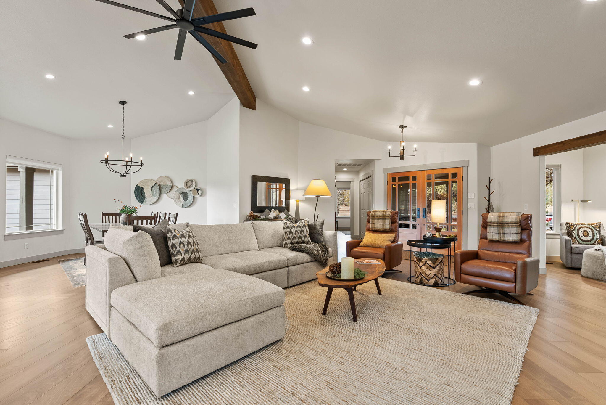 60780 Ward Road Bend, OR 97702 - Photo 11 of 80 42-web-or-mls-Riley Visuals-42