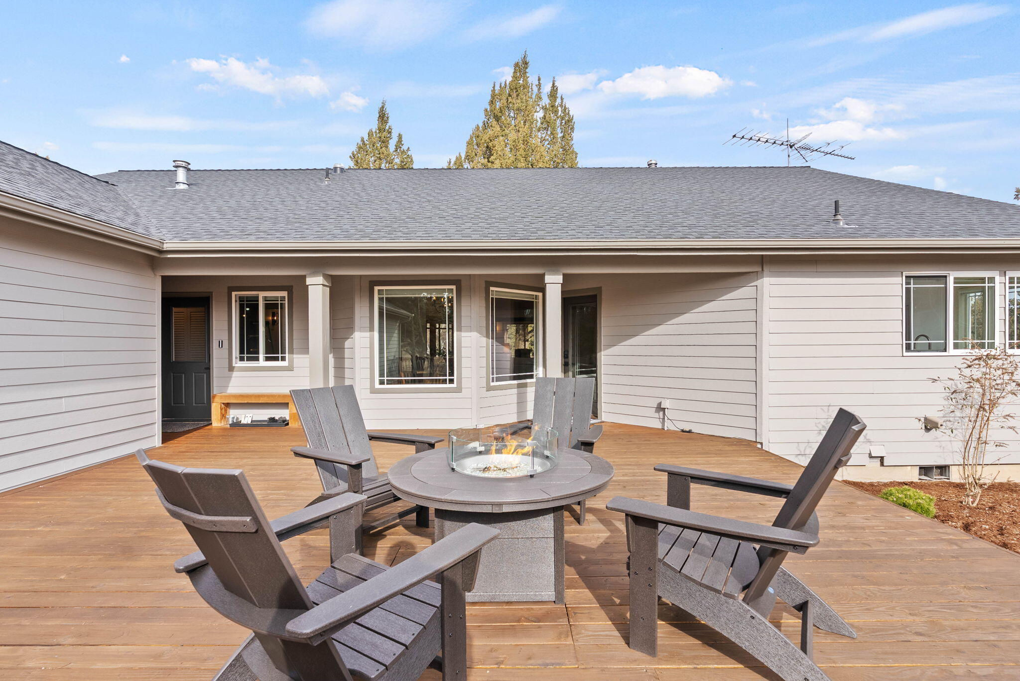 60780 Ward Road Bend, OR 97702 - Photo 41 of 80 82-web-or-mls-Riley Visuals-82