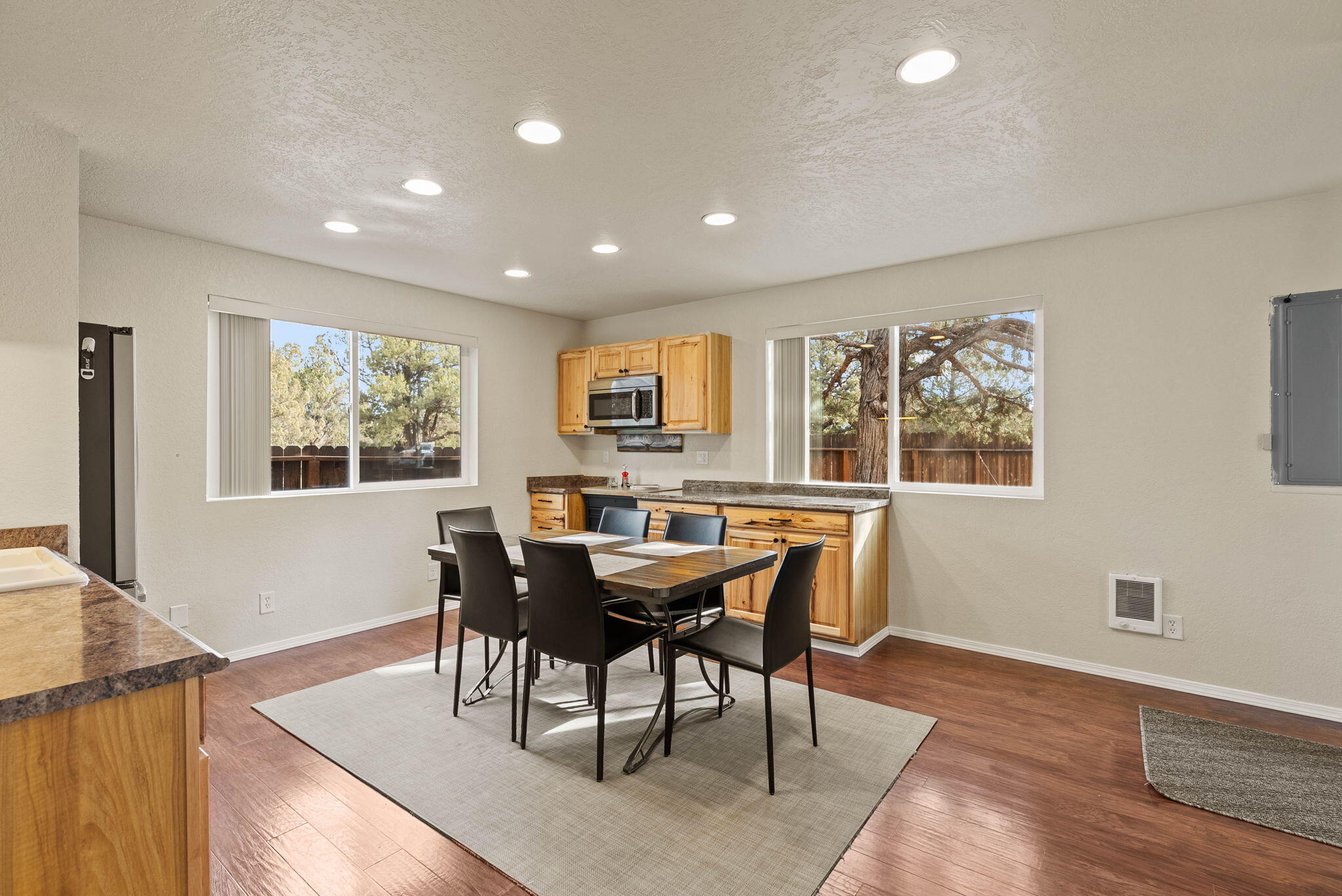 60780 Ward Road Bend, OR 97702 - Photo 58 of 80 53-web-or-mls-Riley Visuals-53