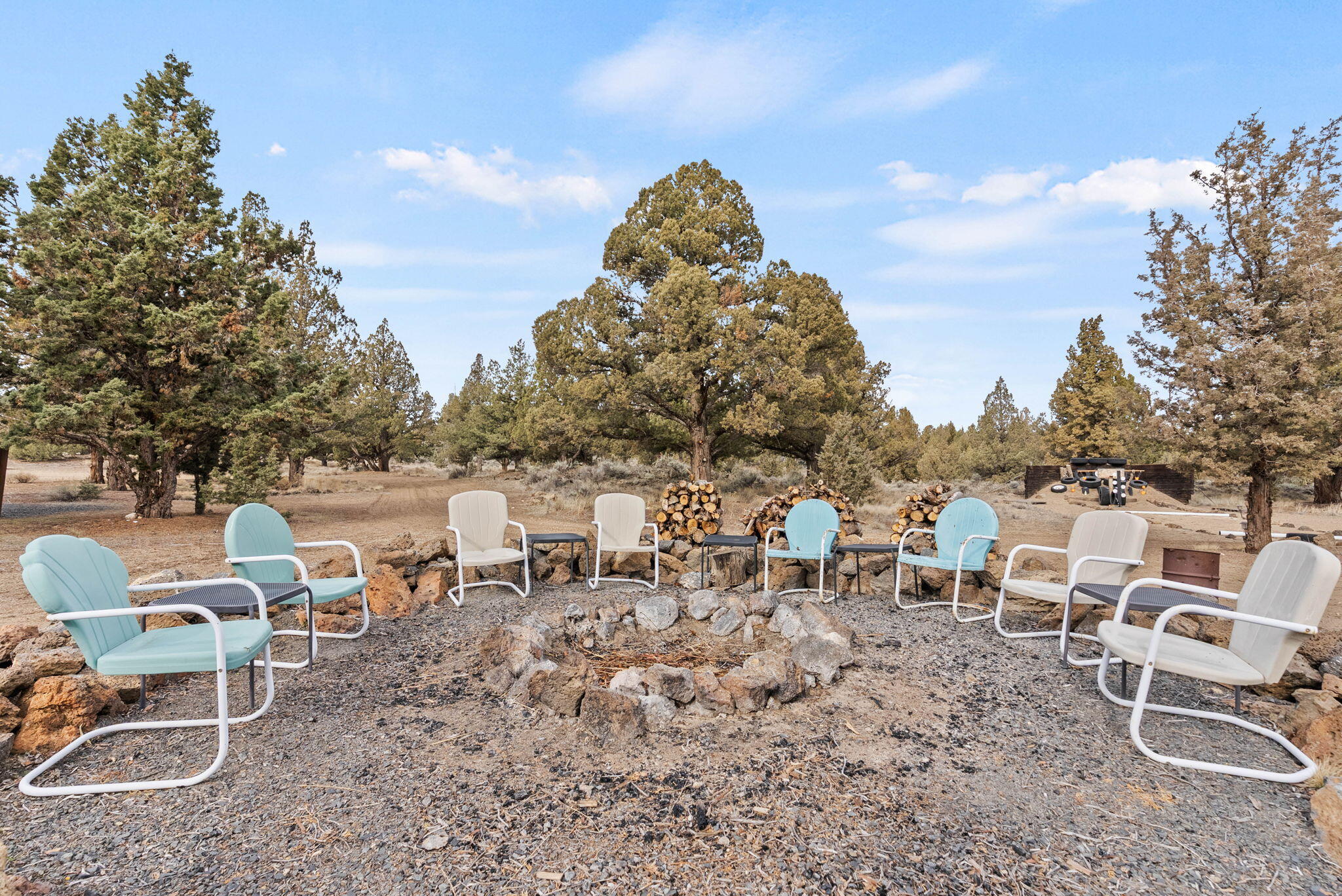 60780 Ward Road Bend, OR 97702 - Photo 68 of 80 99-web-or-mls-Riley Visuals-99