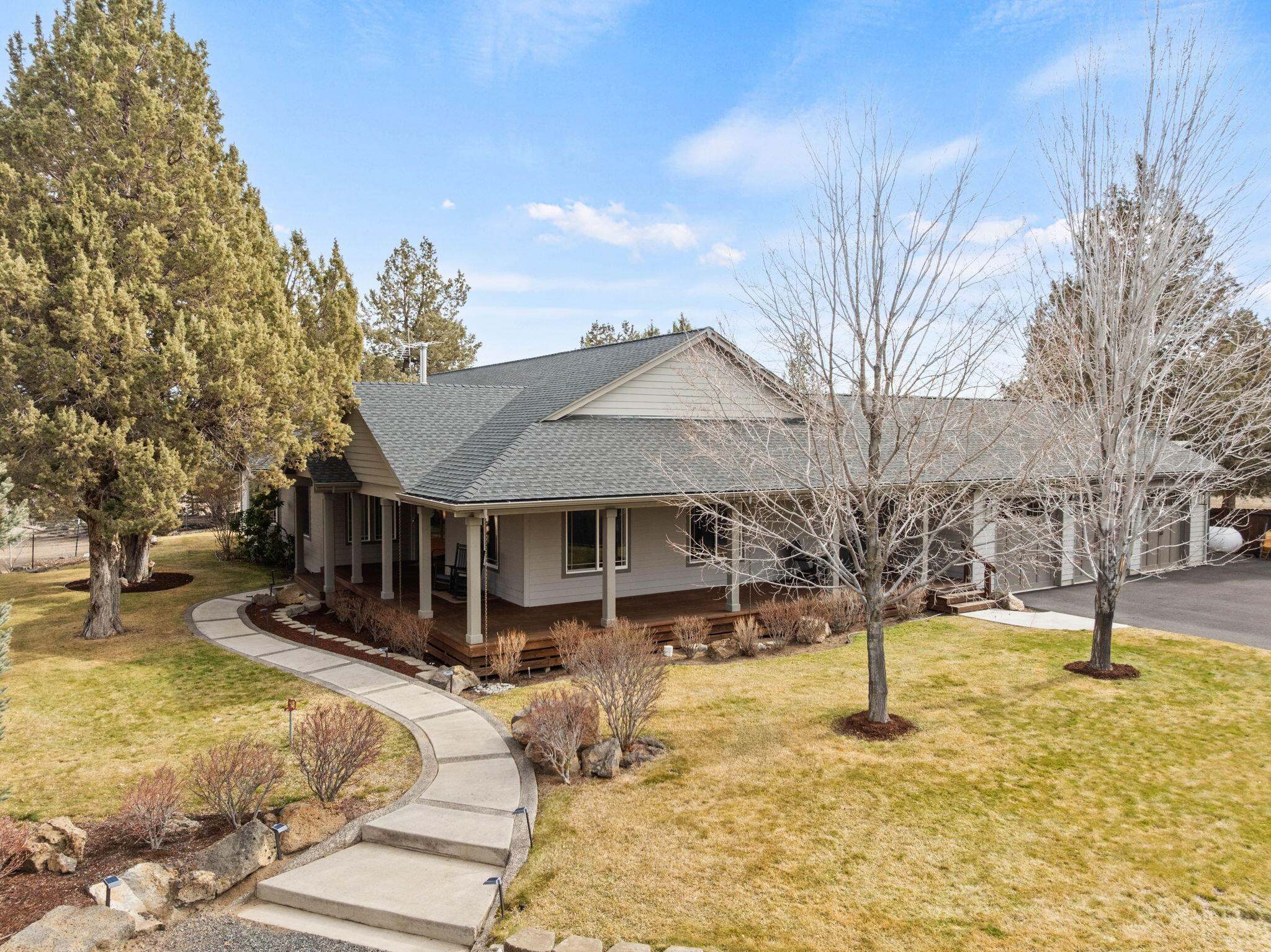 60780 Ward Road Bend, OR 97702 - Photo 4 of 80 17-web-or-mls-Riley Visuals-17