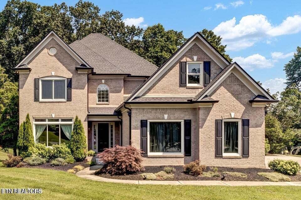 10 Rockingham