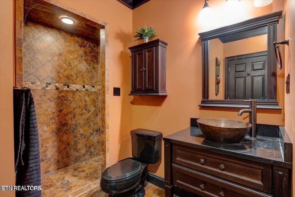 10 Rockingham Road Oak Ridge, TN 37830 - Photo 23 of 31 Bathroom 4