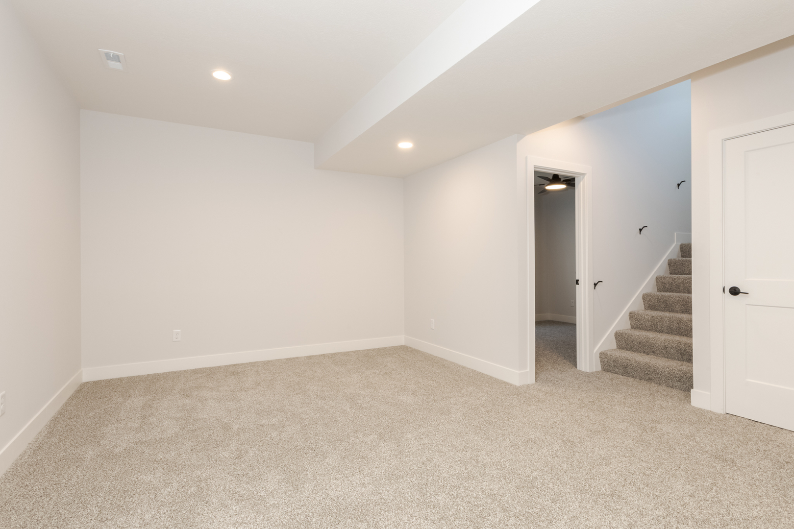 1613 Belclare Road Normal, IL 61761 - Photo 25 of 38
