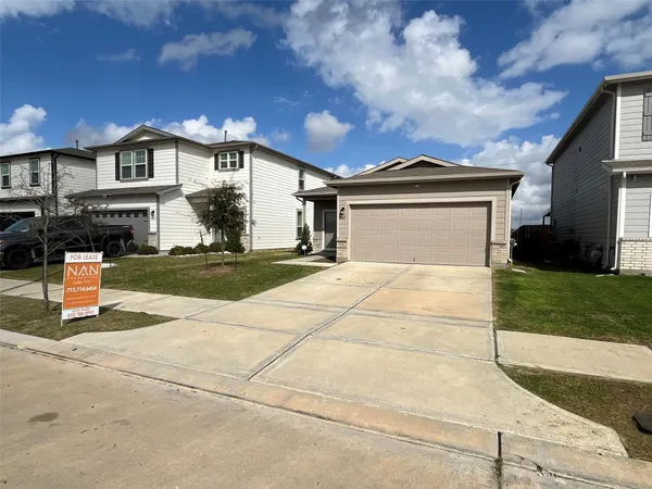 $2,080 | 10647 Cashew Run Lane, Houston, TX 77075