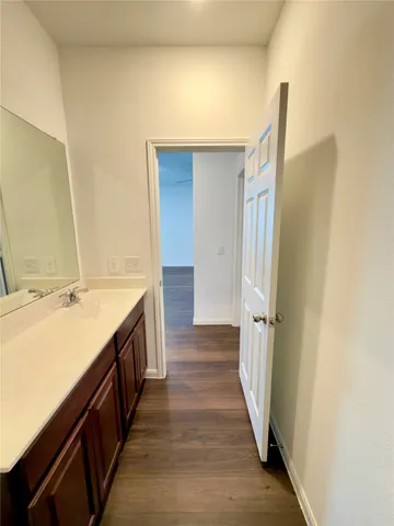 $2,100 | 10647 Cashew Run Lane, Houston, TX 77075