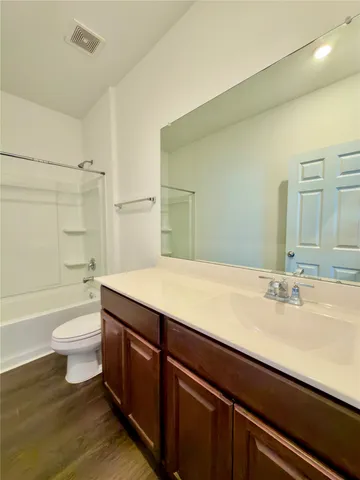 $2,100 | 10647 Cashew Run Lane, Houston, TX 77075