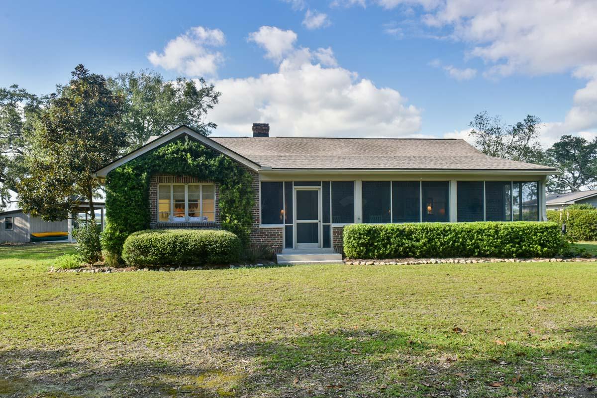 6960 Bears Bluff Road Wadmalaw Island, SC 29487 - Photo 14 of 74 6960BearsBluff-HouseExterior-5089