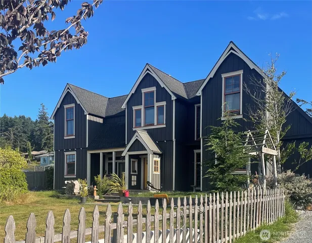 $3,200 | 505 Northeast 6th Street, Coupeville, WA 98239