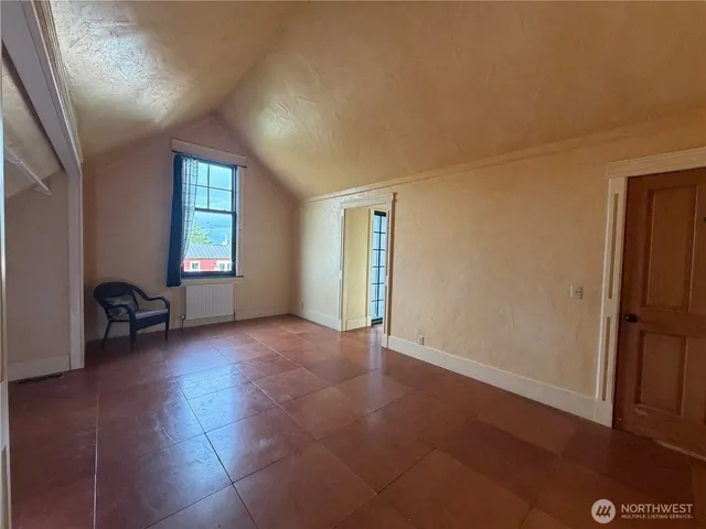 $3,200 | 505 Northeast 6th Street, Coupeville, WA 98239