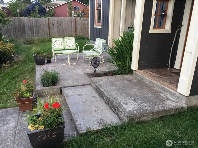 $3,200 | 505 Northeast 6th Street, Coupeville, WA 98239