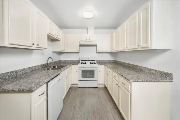 $1,550 | 632 Luke Street, Unit A, Dayton, TX 77535