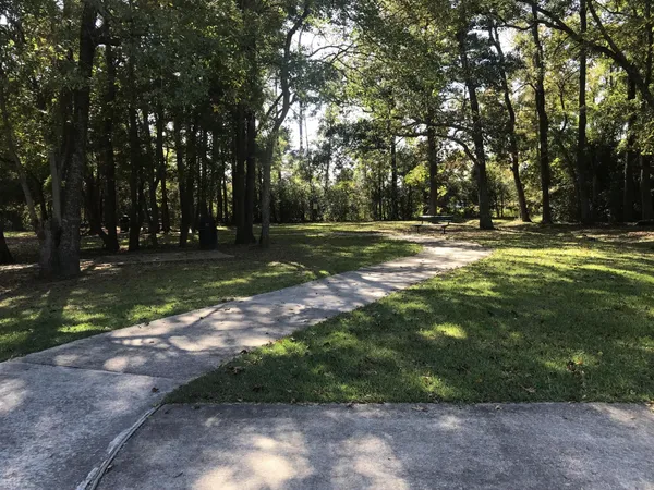 $1,550 | 632 Luke Street, Unit A, Dayton, TX 77535