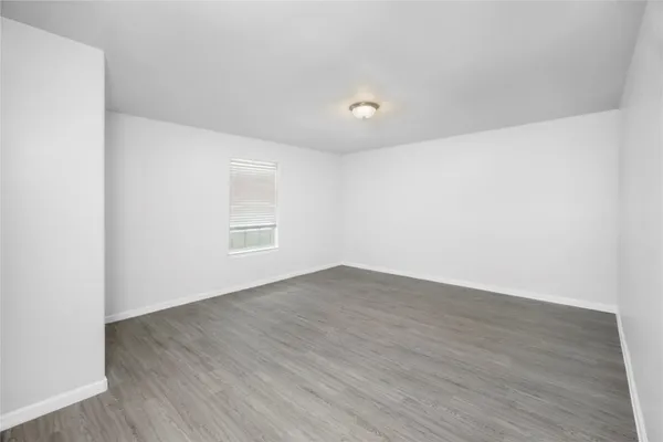 $1,550 | 632 Luke Street, Unit A, Dayton, TX 77535