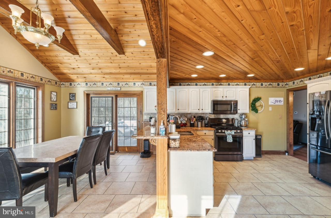 100 Tylers Lake Road Sewell, NJ 08080 - Photo 8 of 42 Gallery Image 8