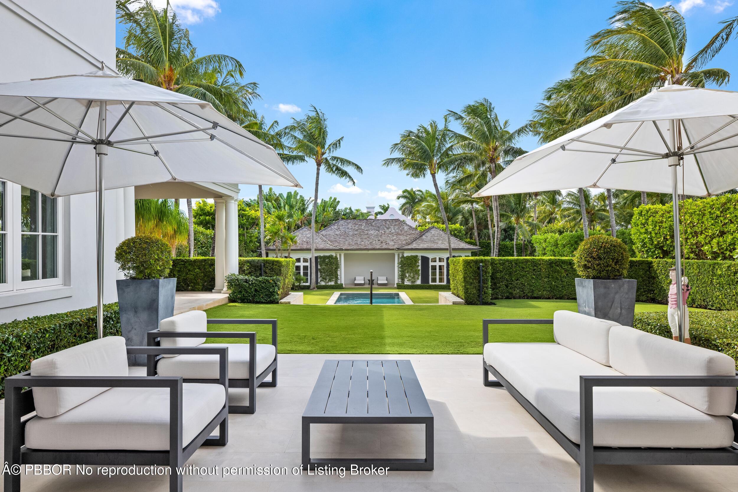 102 Reef Road Palm Beach, FL 33480 - Photo 26 of 31 Patio