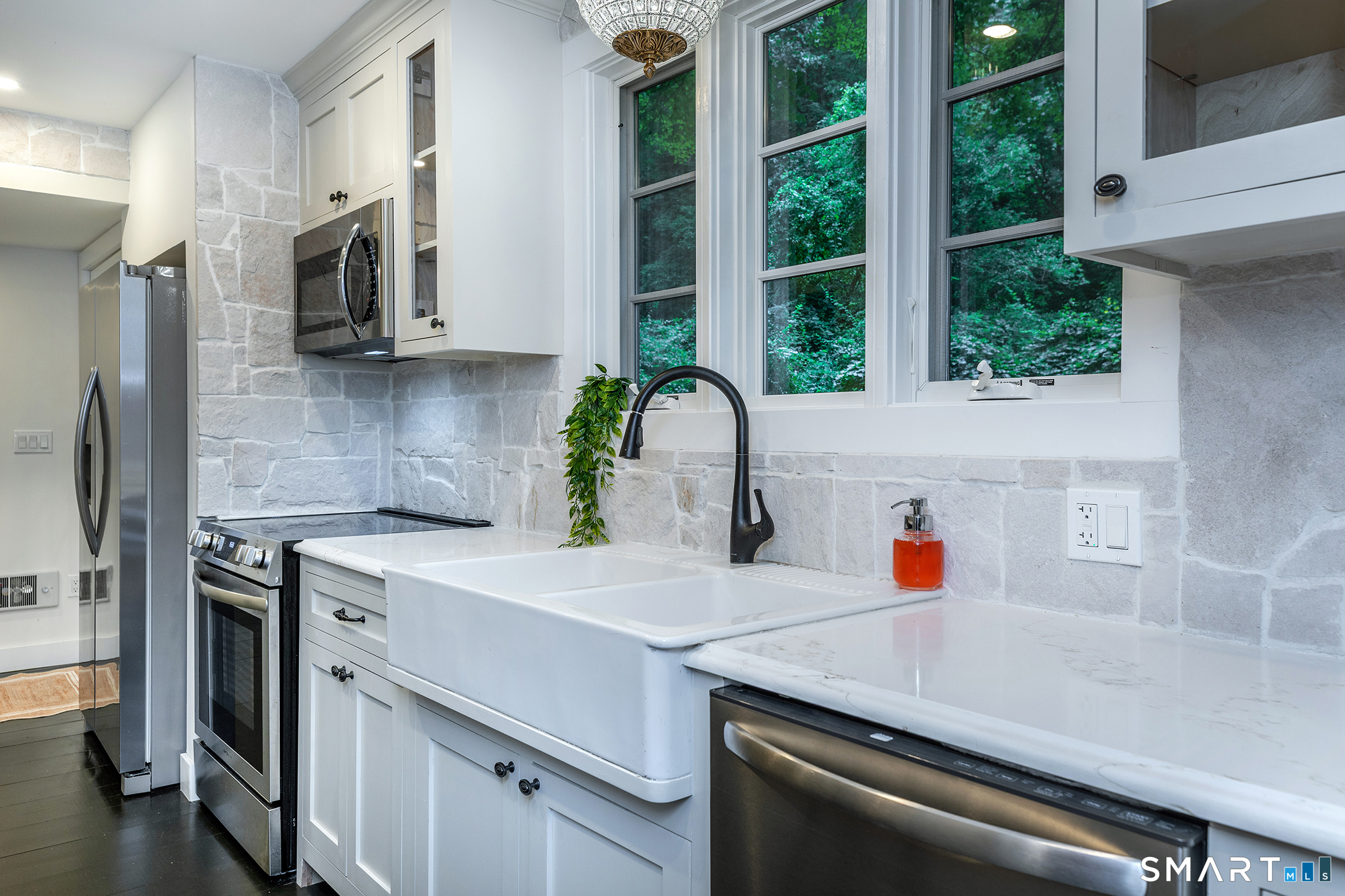16 River Road Sharon, CT 06754 - Photo 9 of 32 Gallery Image 9