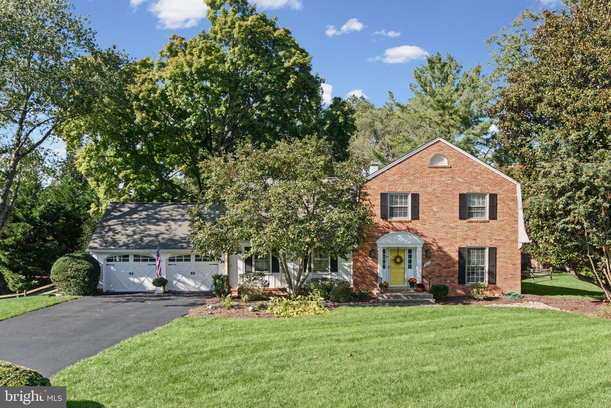 9813 Brookford Road Potomac, MD 20854 - Photo 1 of 48 Welcome Home!
