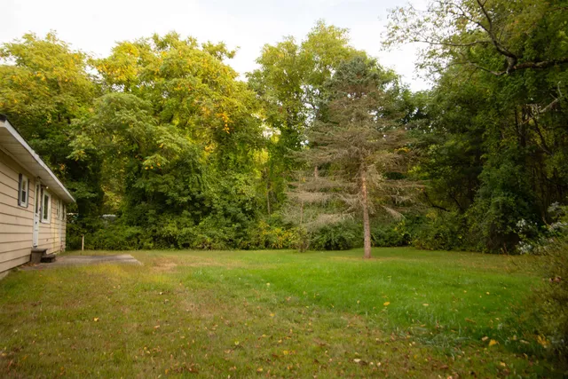 $339,900 | 76 Old Church Road, Claremont, NH 03743