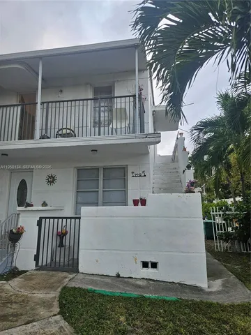$2,400 | 2952 Northwest 5th Avenue, Miami, FL 33127
