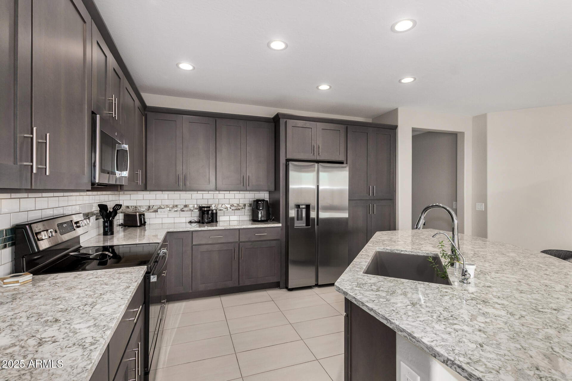 4875 West Picacho Drive Eloy, AZ 85131 - Photo 9 of 55 14 - Picacho