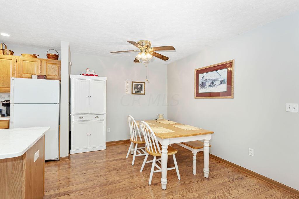 261 Goose Pond Road, Unit B Newark, OH 43055 - Photo 11 of 55 8-DiningRoom