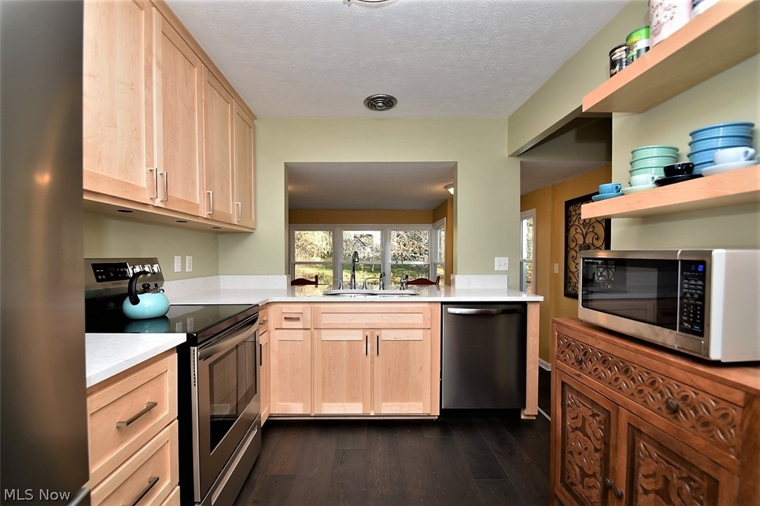 5245 Harper Road Solon, OH 44139 - Photo 12 of 31 Gallery Image 12