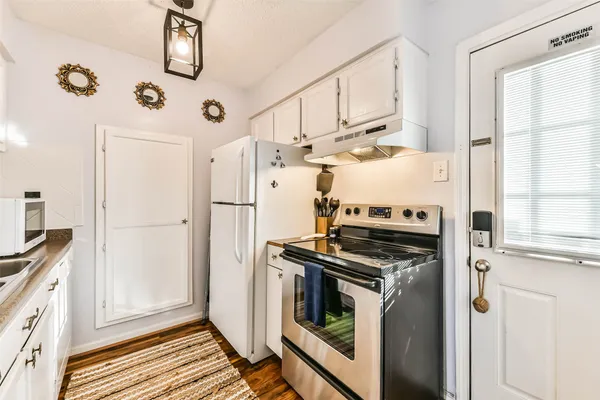 $124,900 | 3535 NASA Road 1, Unit 13, Seabrook, TX 77586