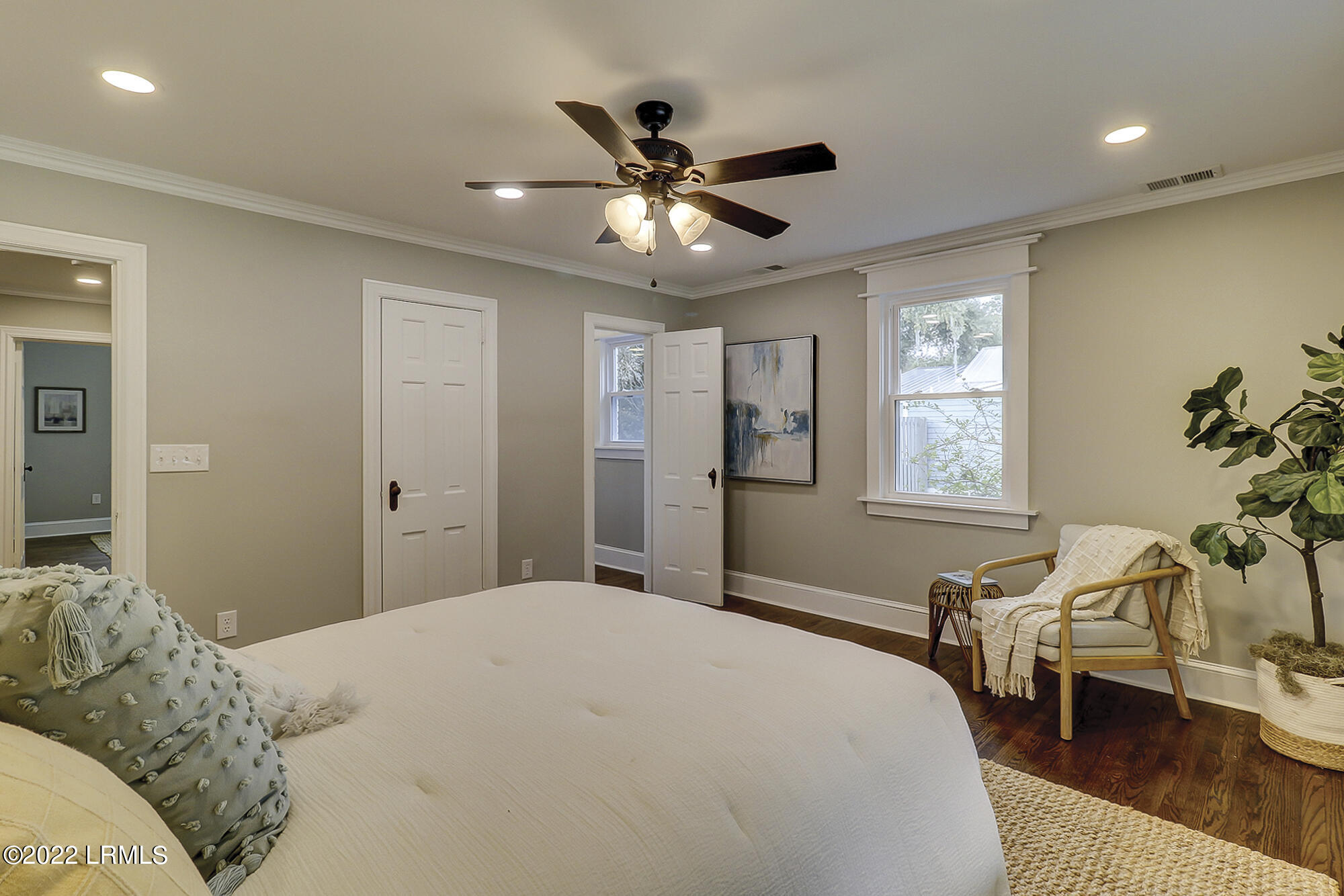 834 Ribaut Road Beaufort, SC 29902 - Photo 21 of 33 834 Ribaut-LuxImCo-019