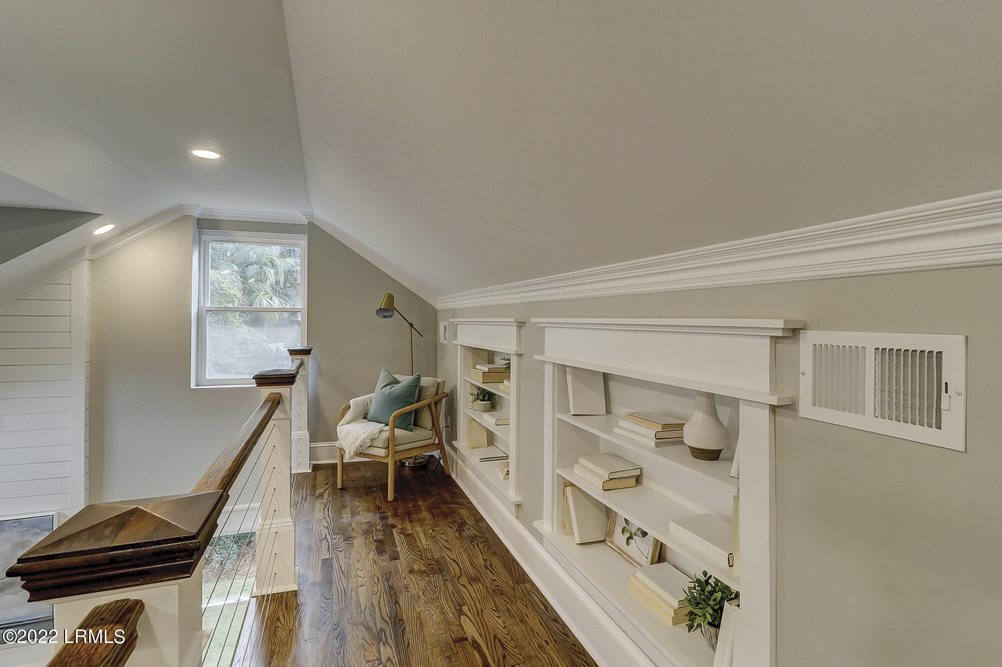 834 Ribaut Road Beaufort, SC 29902 - Photo 24 of 33 834 Ribaut-LuxImCo-005
