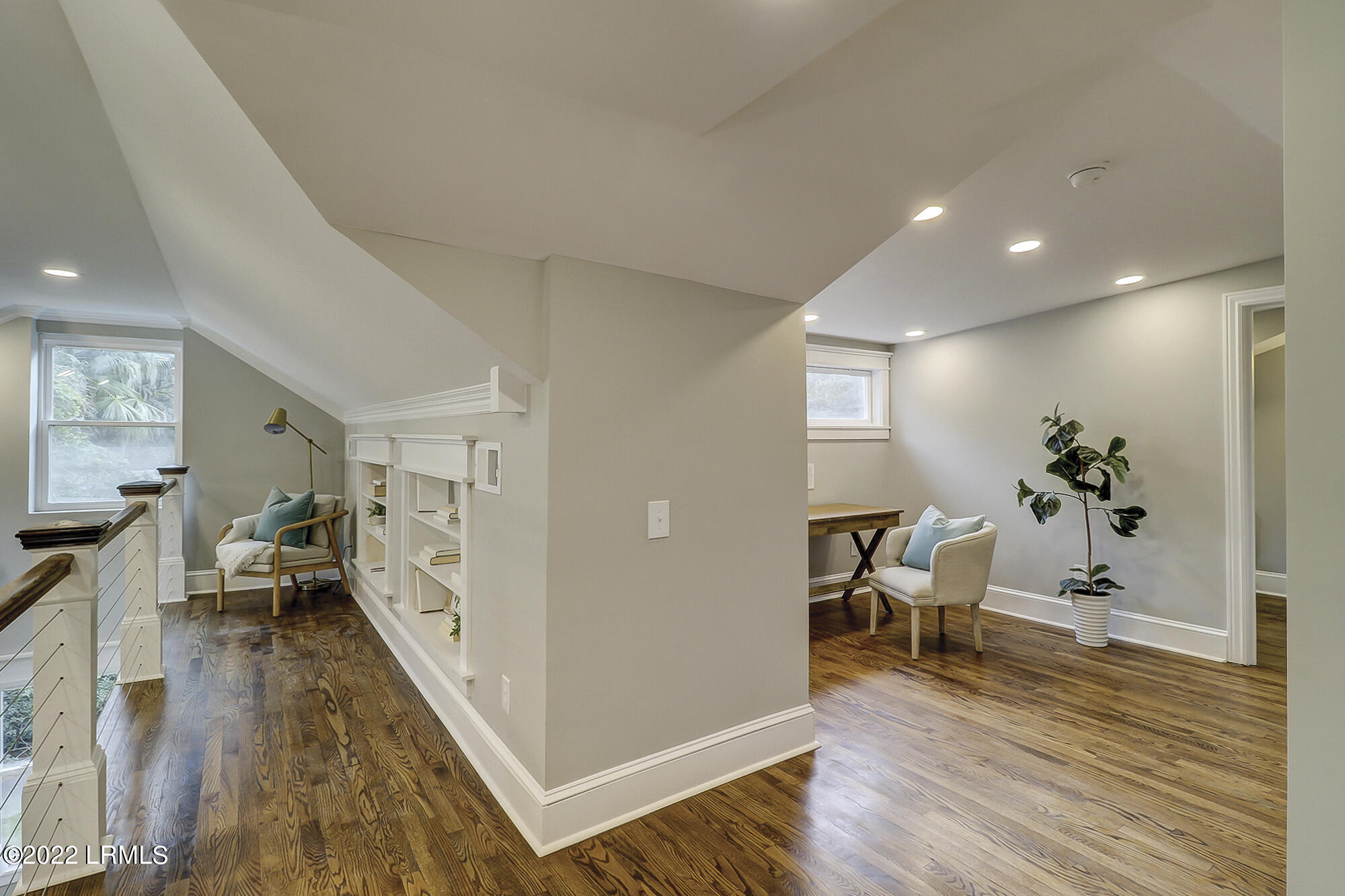 834 Ribaut Road Beaufort, SC 29902 - Photo 25 of 33 834 Ribaut-LuxImCo-004