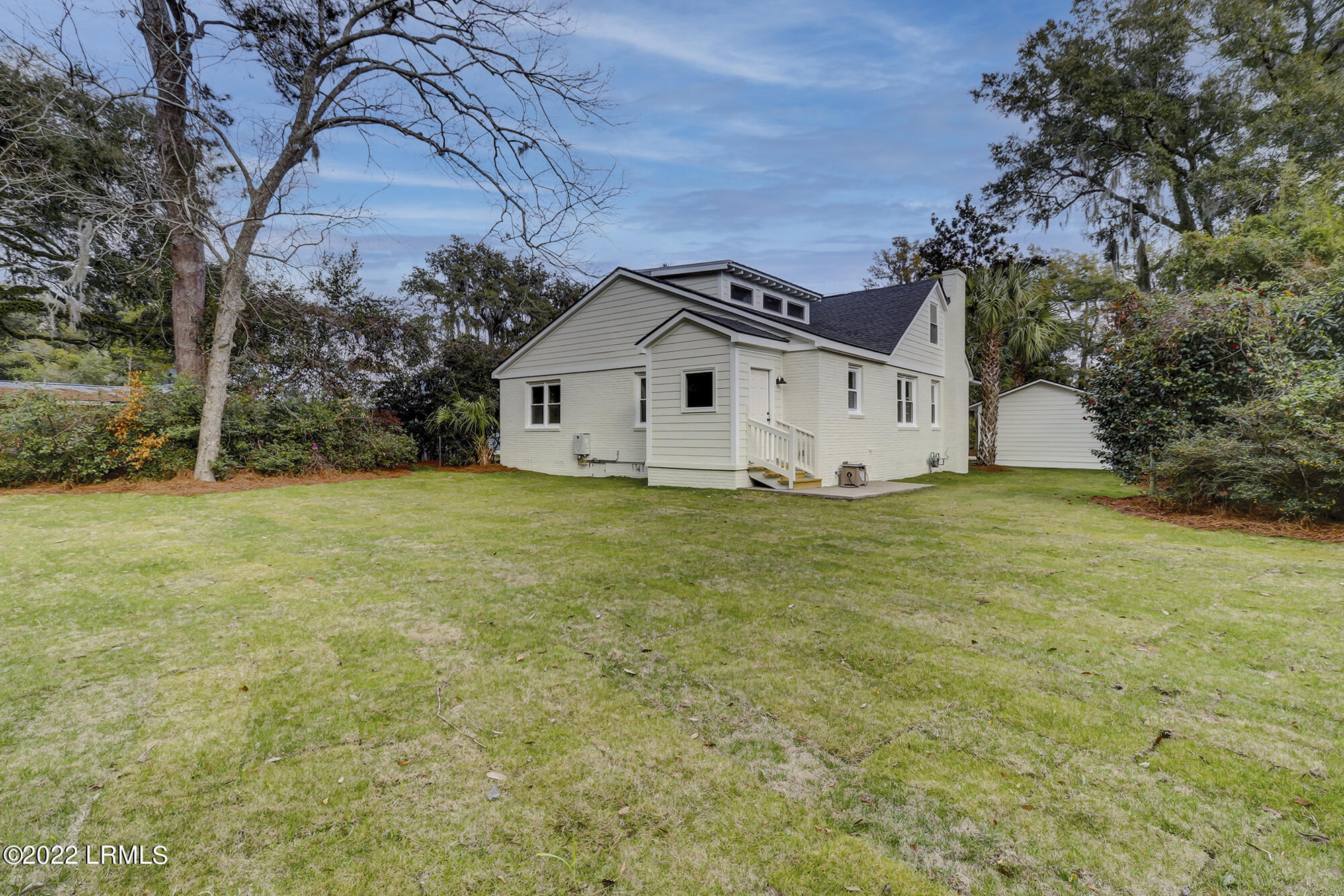 834 Ribaut Road Beaufort, SC 29902 - Photo 33 of 33 834 Ribaut-LuxImCo-038