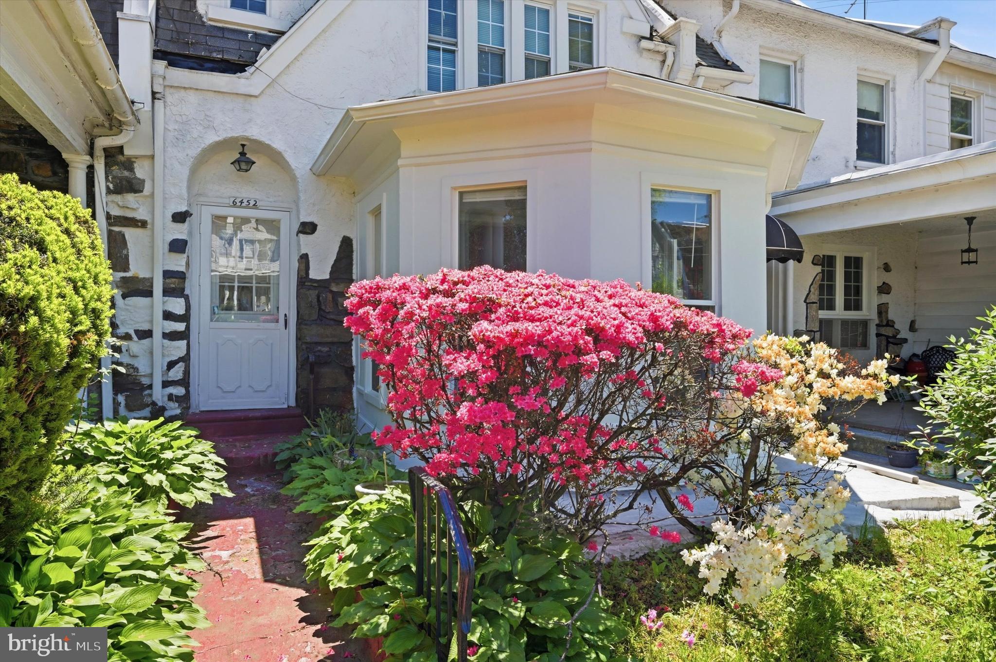 6452 Morris Park Road Philadelphia, PA 19151 - Photo 2 of 25