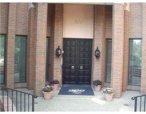 900 Washington Road, Unit 209 Mt. Lebanon, PA 15228 - Photo 13 of 13 Exterior Front. Secure building front entrance