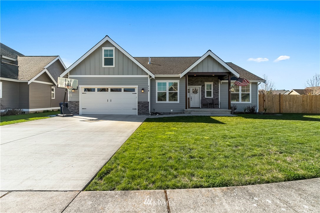 714 Red Maple Loop Everson, WA 98247 - Photo 1 of 33