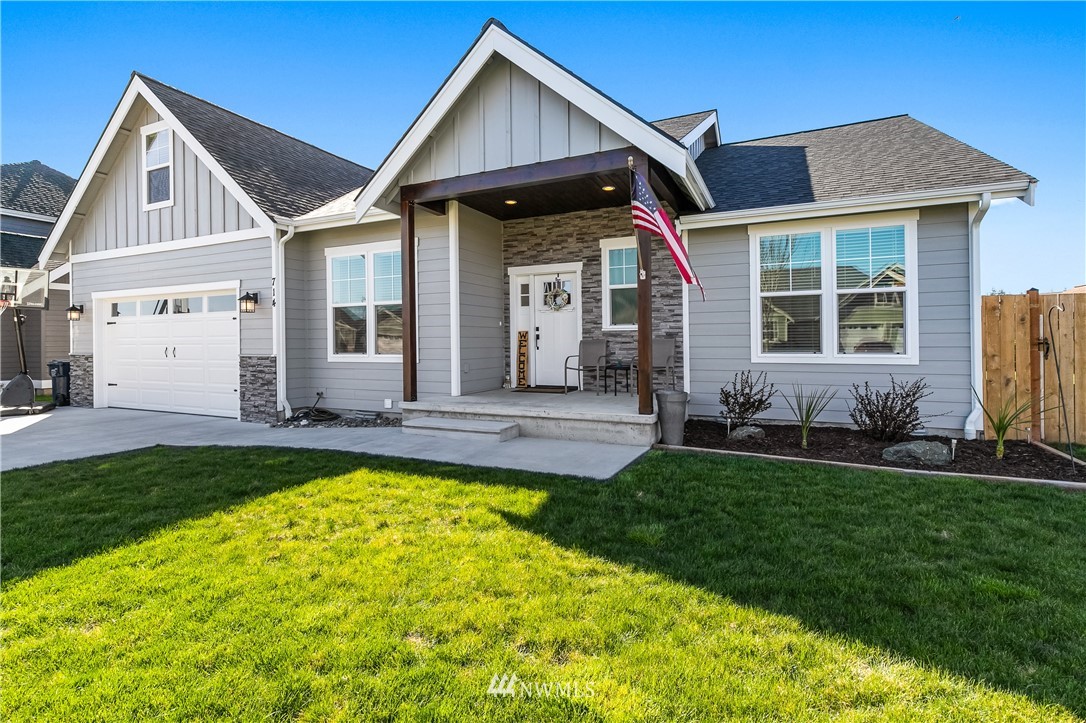 714 Red Maple Loop Everson, WA 98247 - Photo 3 of 33