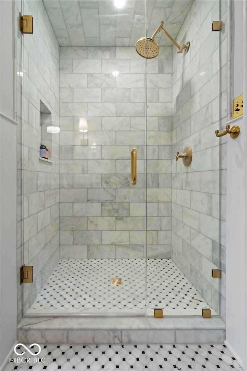 60 Meridian Place Indianapolis, IN 46205 - Photo 26 of 47