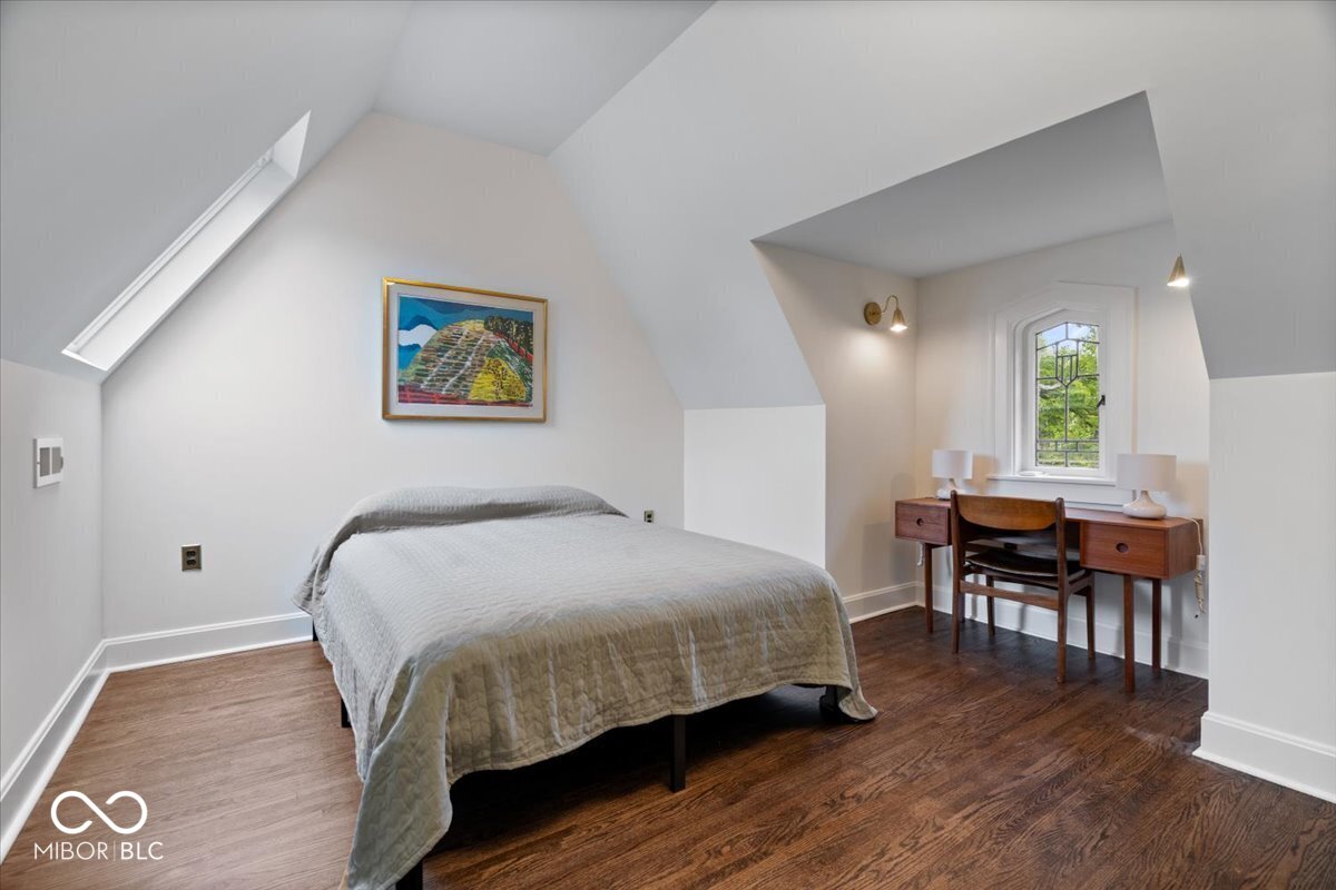 60 Meridian Place Indianapolis, IN 46205 - Photo 27 of 47