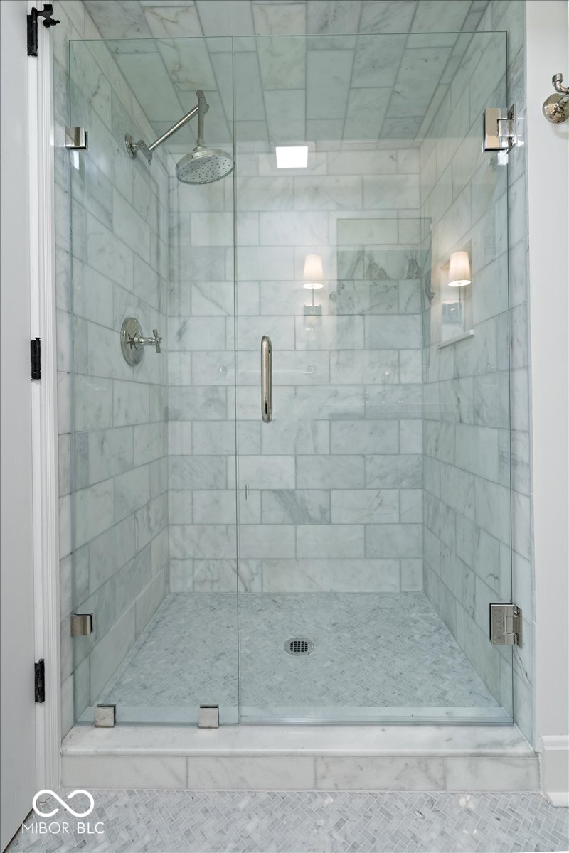 60 Meridian Place Indianapolis, IN 46205 - Photo 39 of 47