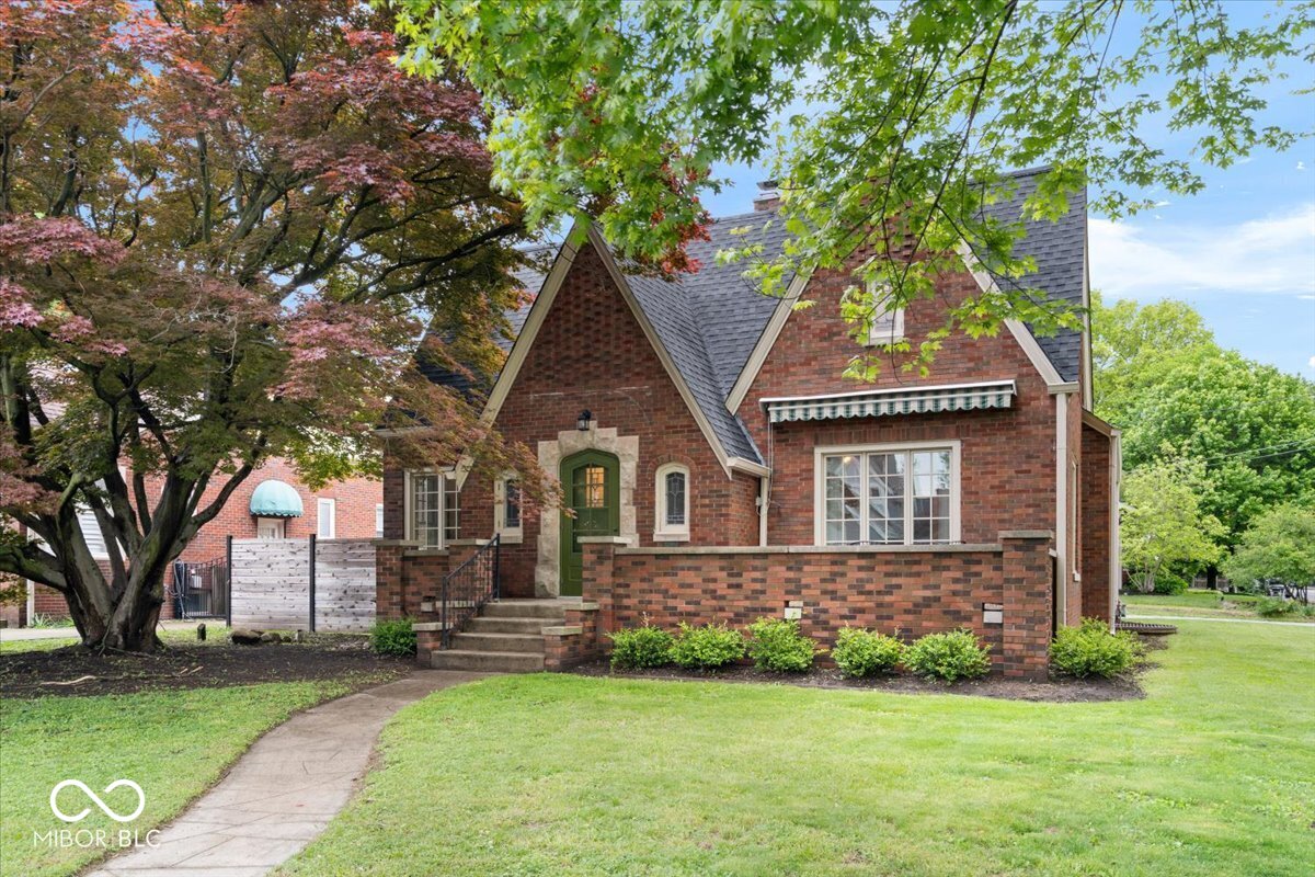 60 Meridian Place Indianapolis, IN 46205 - Photo 8 of 47