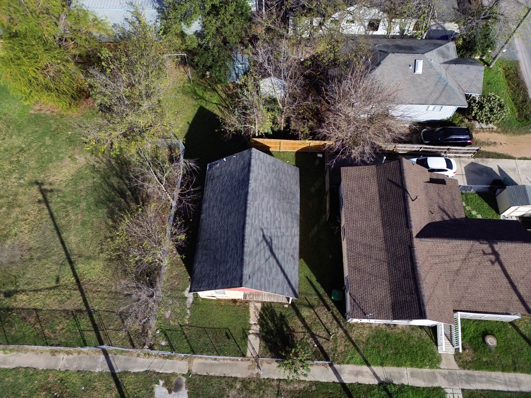 2306 Crockett Street Houston, TX 77007 - Photo 11 of 17 an aerial view of multiple houses with yard