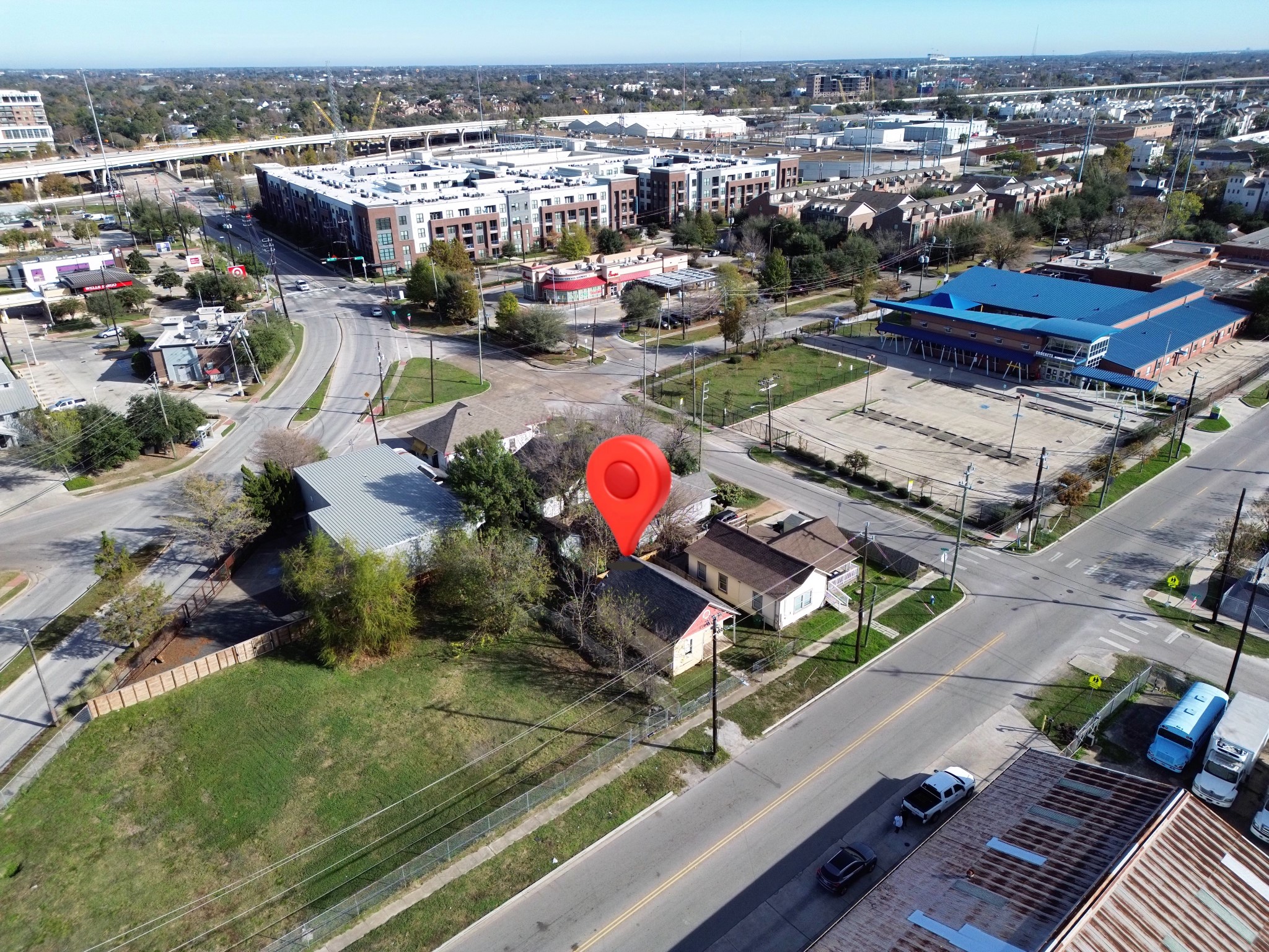 2306 Crockett Street Houston, TX 77007 - Photo 12 of 17 an aerial view of a city