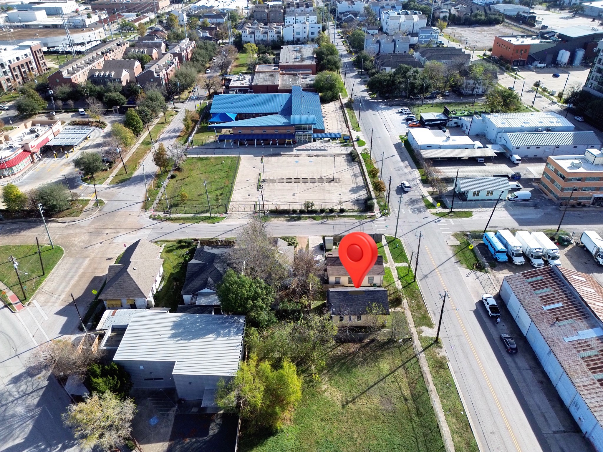 2306 Crockett Street Houston, TX 77007 - Photo 4 of 17 an aerial view of a city