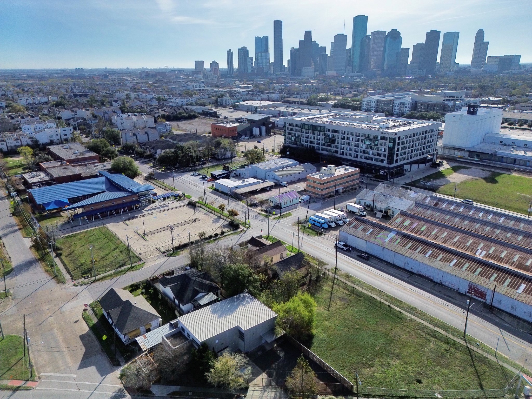 2306 Crockett Street Houston, TX 77007 - Photo 8 of 17 an aerial view of multiple houses with a yard